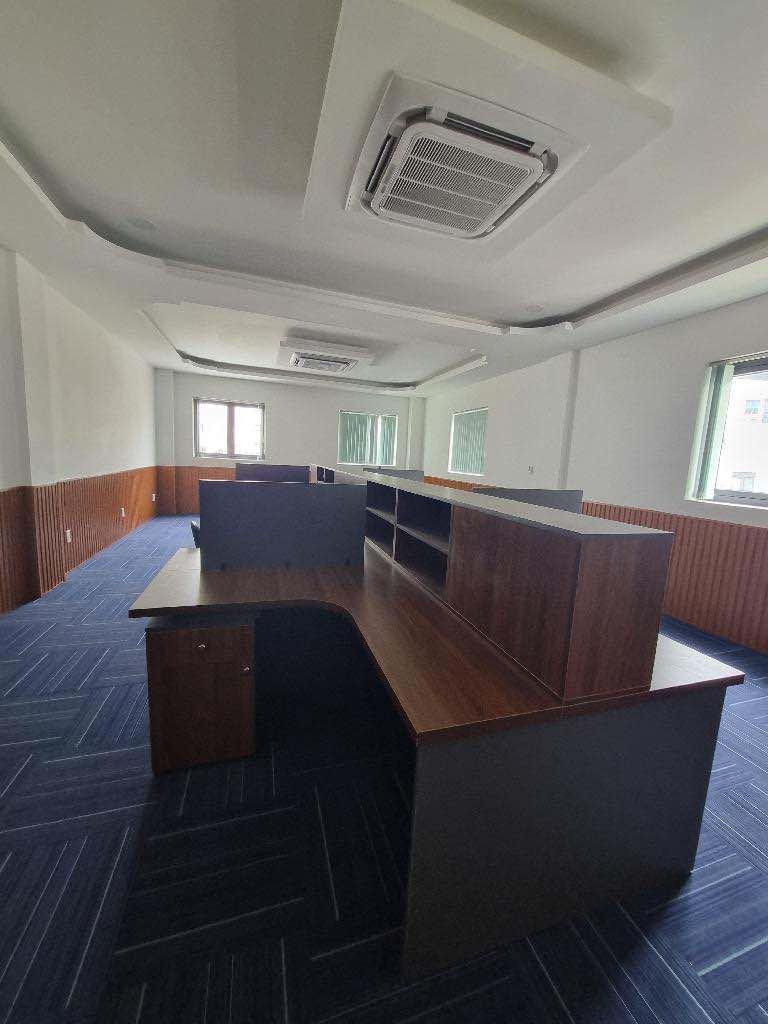 NHÀ MẶT TIỀN KINH DOANH - GẦN ĐẠI HỌC HUTECH - 4 TẦNG NGANG 6M