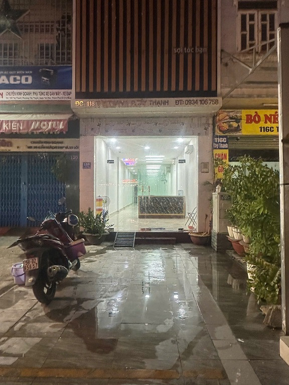 Chính chủ cho thuê Nhà đẹp thích hợp kinh doanh văn phòng
