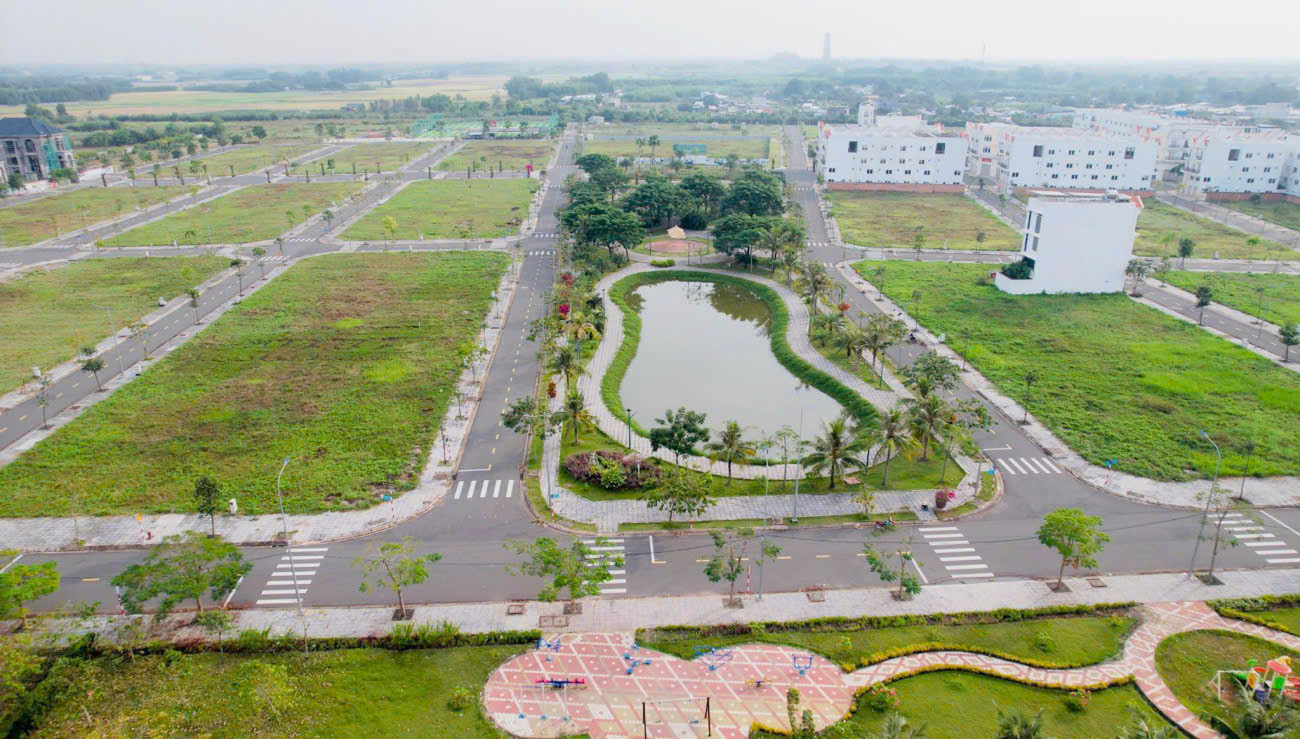 Bán đất Nhơn Trạch đường 25C sát sân bay - giá chỉ 20tr/m2 - pháp lý chuẩn - Cách Cầu Cát Lái 1,5km