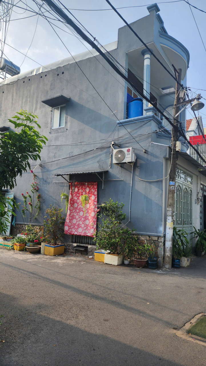 BÁN NHÀ CĂN GÓC 2 MẶT TIỀN – HẺM NGUYỄN THỊ BÚP, SÁT BÊN HIỆP THÀNH CITY