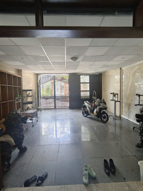 Bán nhà quận 10, đường Tô Hiến Thành, 125m2, hẻm xe hơi, 3 tầng, 23 tỷ
