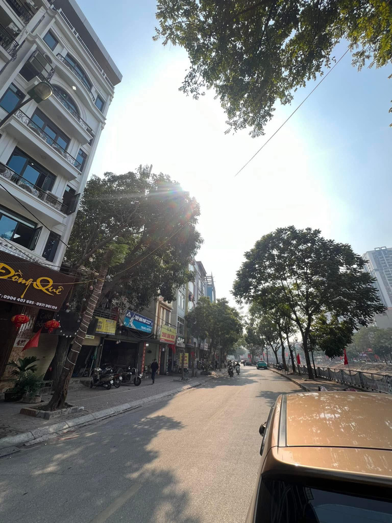 Bán nhà Mặt Phố Vũ Tông Phan-Phân Khúc Hiếm 71m2/ 7T Thang máy, MT 6m 39 Tỷ