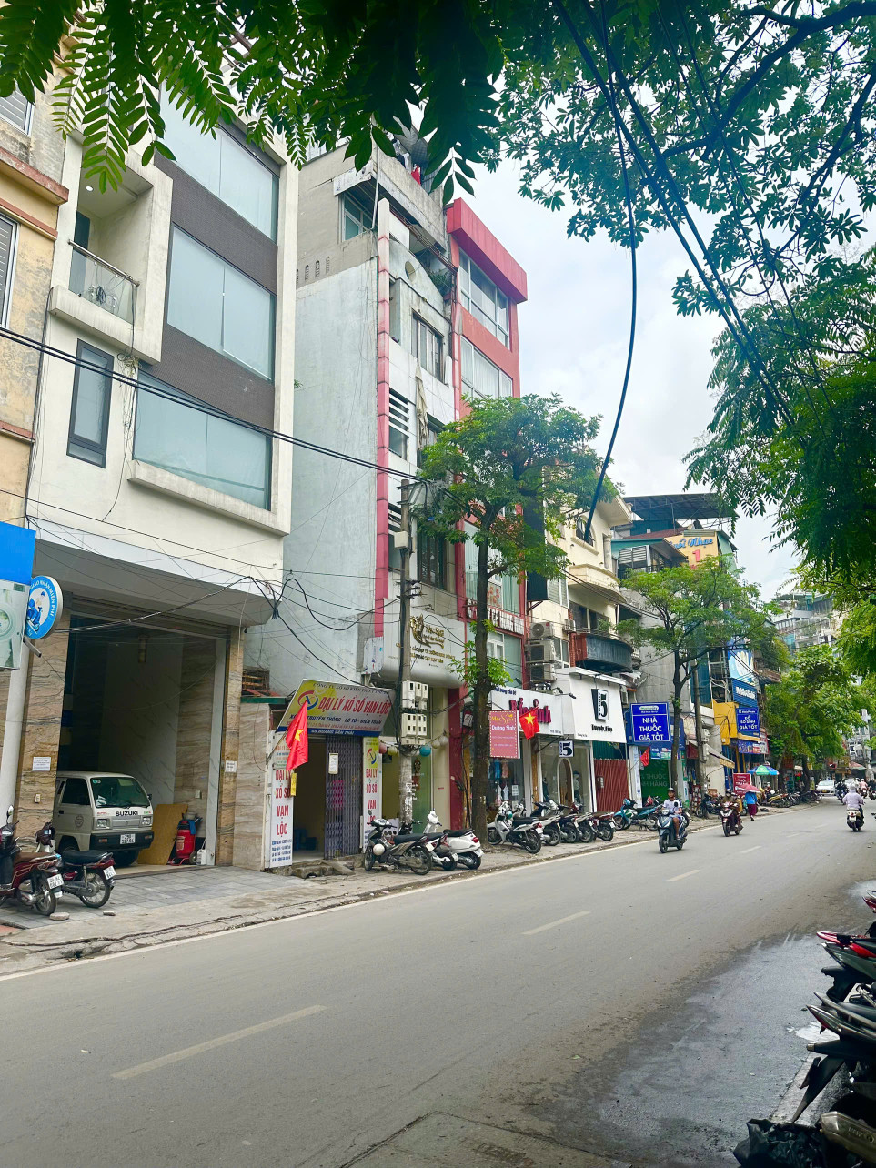 BÁN NHÀ VŨ TÔNG PHAN, THANH XUÂN. 79M2 4TẦNG MT 4M GIÁ 13,5 TỶ- GIÁ ĐẦU TƯ - DÂN XÂY - NGÕ THÔNG - Ô TÔ 4 CHỖ VÀO NHÀ - DIỆN TÍCH RỘNG Ở SƯỚNG