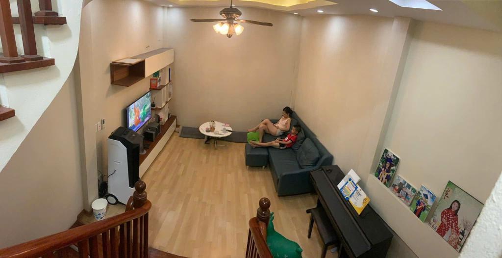 Cho thuê hộ gđ nhà ngõ 509 Vũ Tông Phan, Khương Đình, Thanh Xuân. DT 35m x 4 tầng, giá 11tr