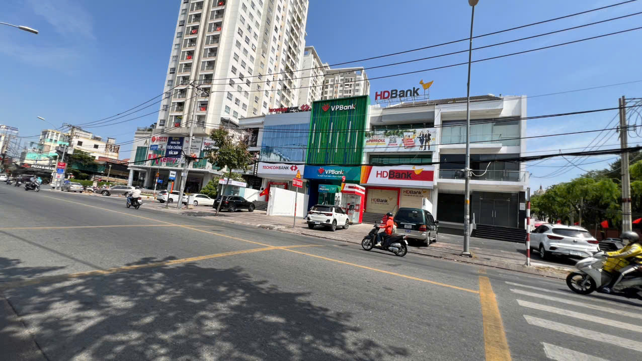 Mặt Tiền KD Đắc Địa – Gần BV Bình Thạnh - Gần Vincom – Giá Tốt