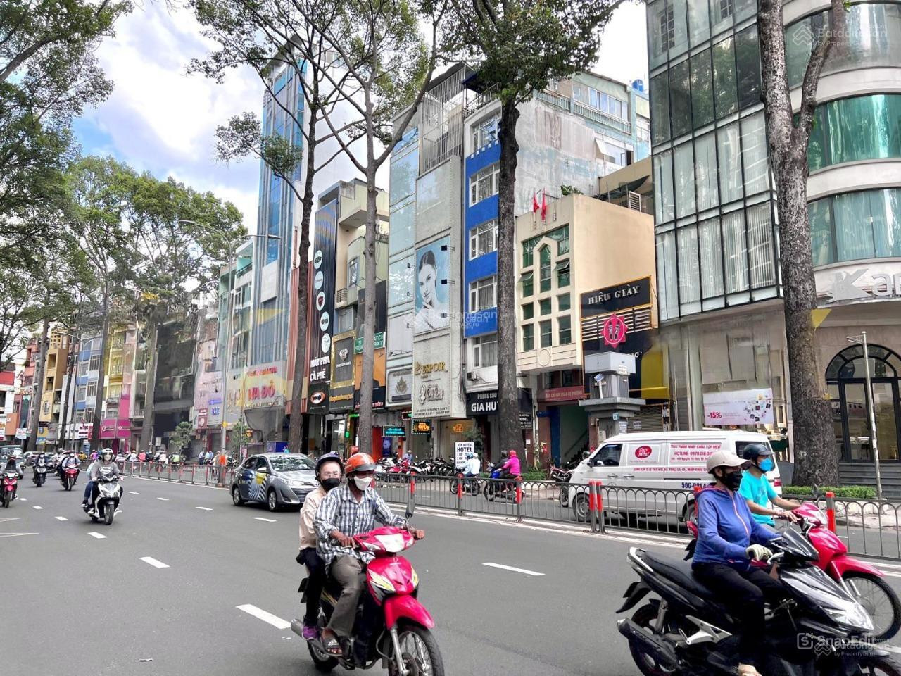 *++ HƠN 26 TỶ - Bán Gấp Nhà Mặt Tiền Ba Tháng Hai 7 Tầng+Thang Máy (4,3x16) Hoàn Công Đủ