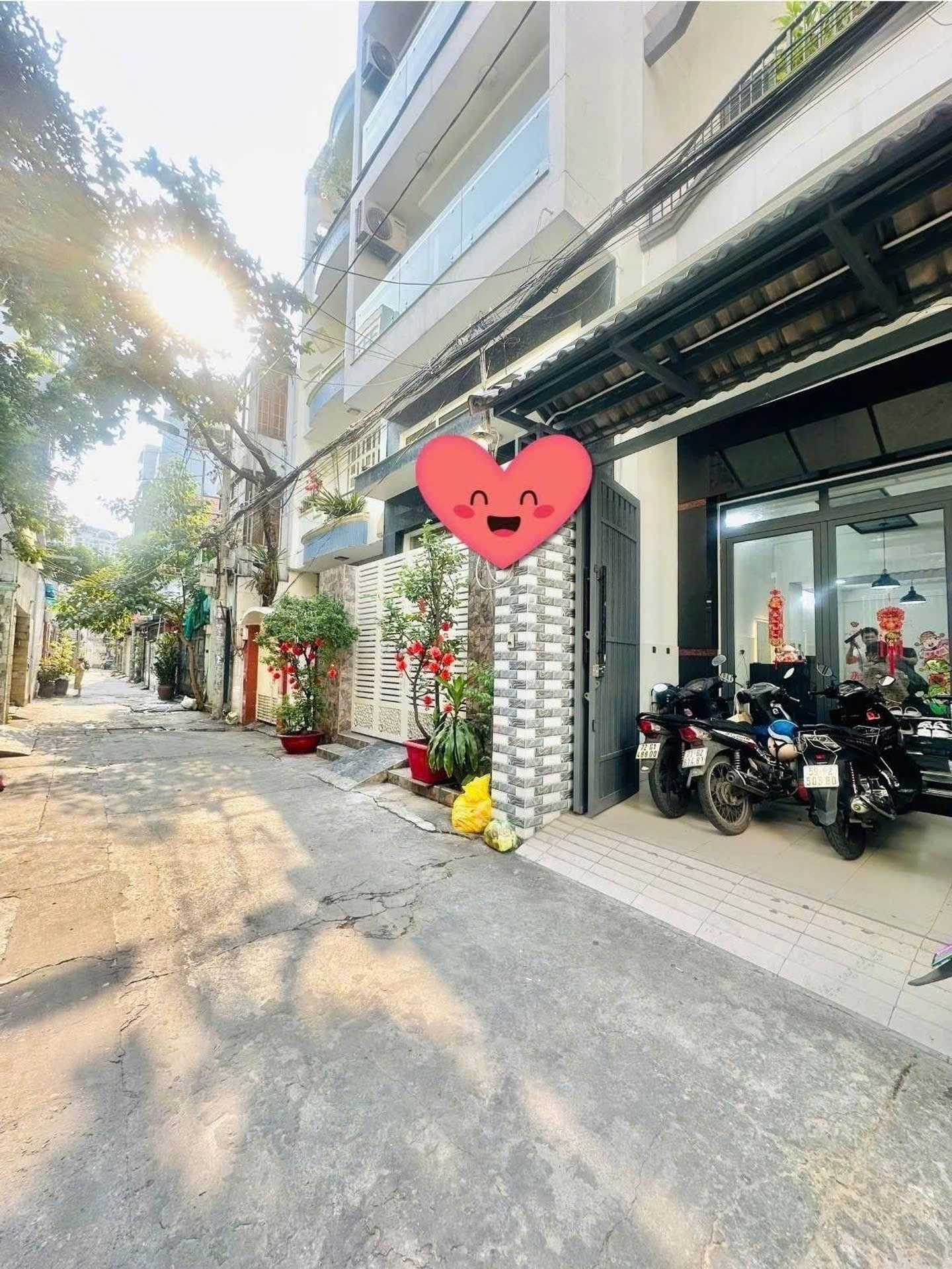 *NHÀ ĐẸP HẺM XE HƠI LÝ THƯỜNG KIỆT – 4 TẦNG – 71M² – DÒNG TIỀN 300TR/NĂM – GIÁ 14.2 TỶ