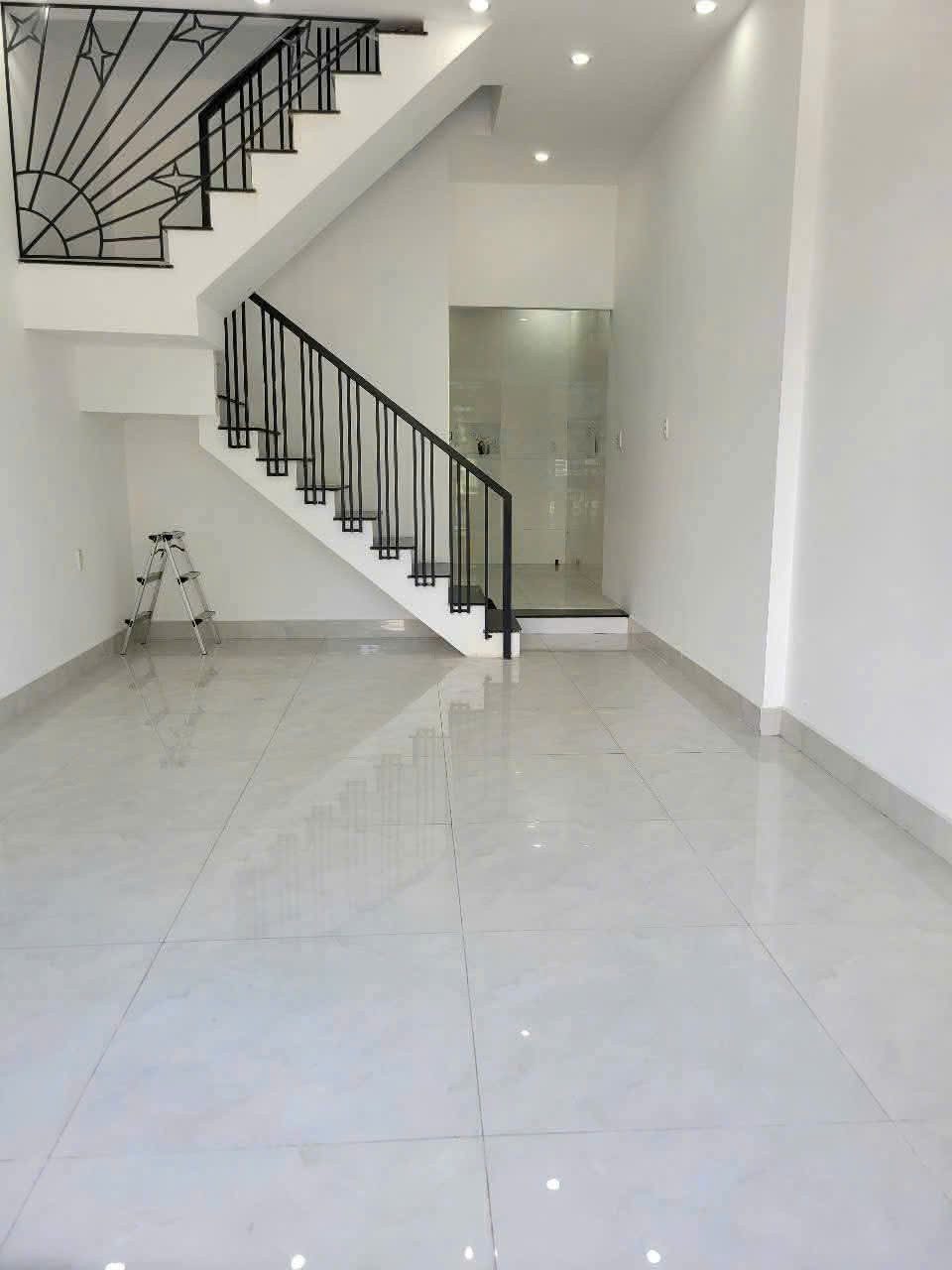 📌📌📌LÀM VIỆC TRỰC TIẾP GIÁ TỐT !!! Cho thuê nhà 2 tầng mặt tiền đường 3 tháng 2