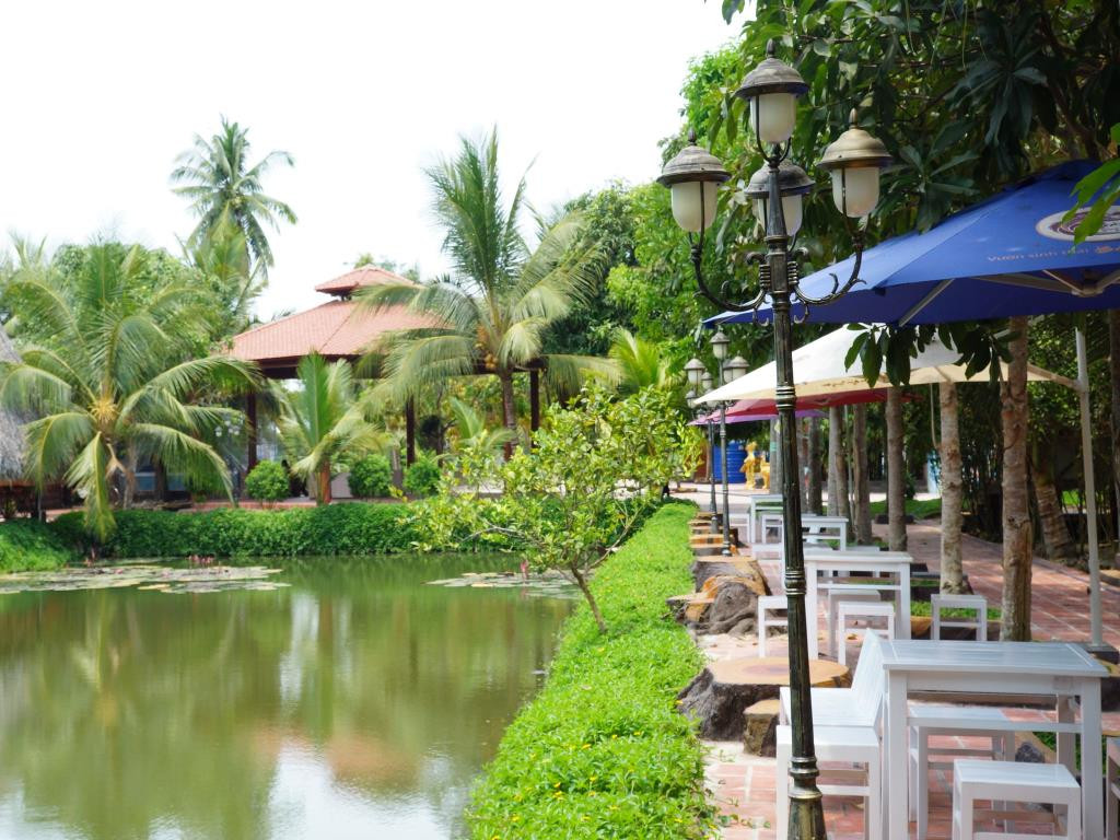 Bán đất 232.4m² ngang 15,3m giá 15 tỷ Phường Bình Minh