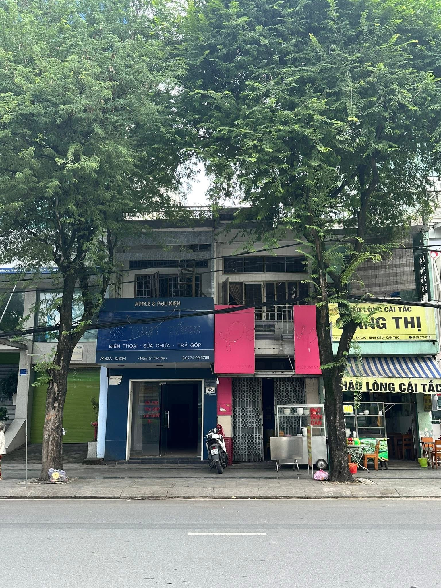 CHO THUÊ NHÀ MẶT TIỀN ĐƯỜNG 30/4 GẦN QUANG TRUNG
