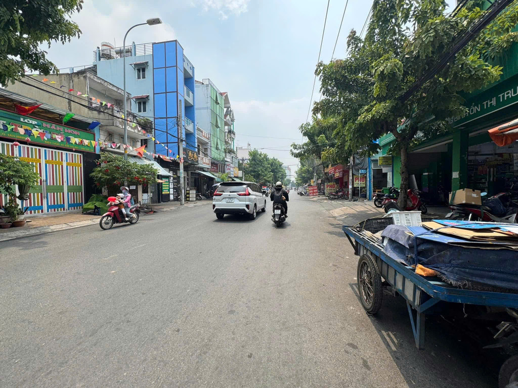 Bán nhà Mặt tiền Nguyễn Sỹ Sách - Chợ Tân Trụ, 8x22.5m, 3 Tầng, gấp bán, 25.5 tỷ.