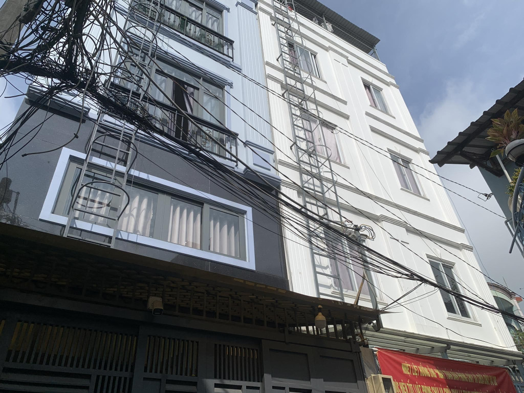 DÒNG TIỀN KHỦNG MAX 140TR/THÁNG - CHDV 6 TẦNG  - 32 PHÒNG - THANG MÁY CHẠY VI VU.