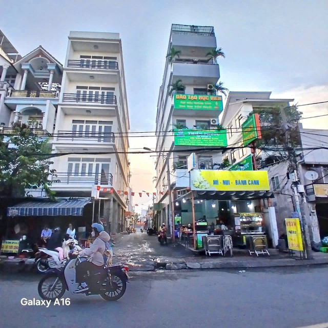 Bán dãy trọ 5 phòng Hiệp Bình Chánh Thủ Đức, 90m², thu nhập 10tr/tháng, giá 5.8 tỷ còn thương lượng