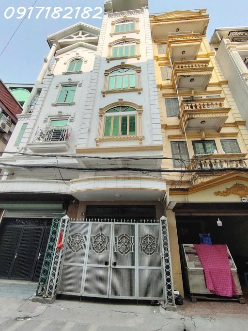 CỰC HIẾM - 1 MẶT PHỐ - 1 MẶT NGÕ 17 PHÒNG CHO THUÊ-BỒ ĐỀ -
LB -118M2 - 25 TỶ