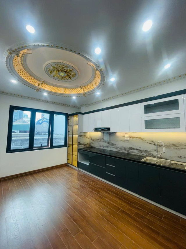 Nhà đẹp phố Giang Văn Minh, Ba Đình, giá chỉ 10.8 tỷ