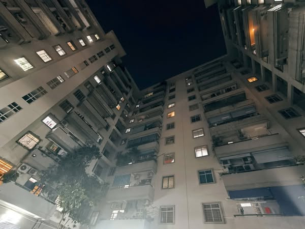 CHUNG CƯ PHỐ ĐÔNG QUAN 85M – TRUNG TÂM CẦU GIẤY – 2 PHÒNG NGỦ – GẦN NHIỀU TRƯỜNG HỌC CÁC CẤP – GIAO THÔNG ĐI LẠI THUẬN TIỆN