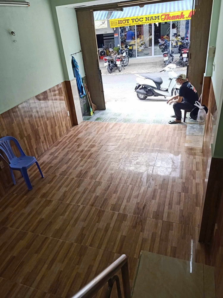 MẶT TIỀN LÝ THƯỜNG KIỆT – SÁT CHỢ GÒ VẤP,  TRƯỜNG CN4 - 28M2 3 TẦNG - SỔ VUÔNG HC ĐỦ - CHO THUÊ 14 TR/TH