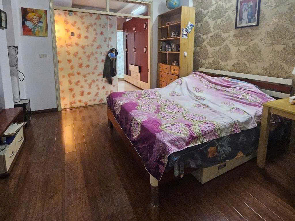 BÁN ĐẤT MẶT PHỐ VIP NGUYỄN VĂN CỪ LONG BIÊN – TẶNG NHÀ 2 TẦNG CŨ 
VỊ TRÍ ĐẮC ĐỊA 
DT: 108 M2 
GIÁ: 34 TỶ. CÓ TL.