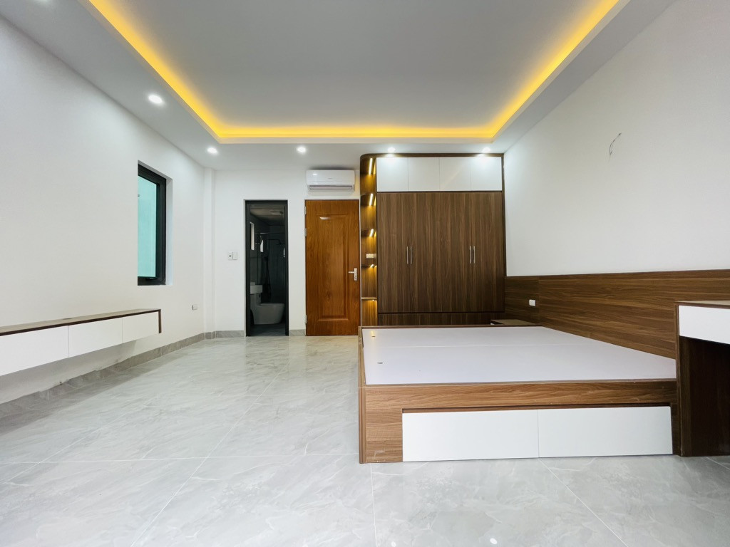 NHÀ MỚI KOONG-619 VŨ TÔNG PHAN-5 TẦNG-THANG MÁY-NỞ HẬU-Ô TÔ 10 M GIÁ 9 TỶ