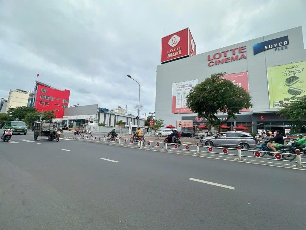 NHÀ ĐẸP  TRIỆU ĐÔ CHỈ CÒN 18 TỶ. 5 TẦNG 100M2 Quận Gò Vấp (5.1x20) - HẺM 12 MÉT, XE TẢI TRÁNH, HẺM THÔNG TỨ HƯỚNG – KDC CHỢ CĂN CỨ K26 -  SMART HOME - THANG MÁY 650KG.