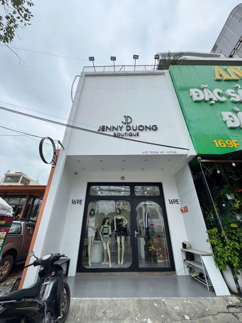 Sang nhượng shop quần áo tại 169 Trưng Nữ Vương, ngay ngã 5 đông đúc