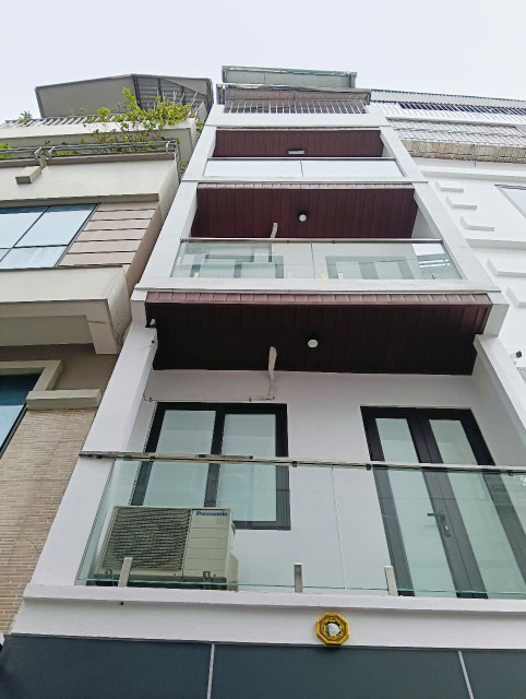 BÁN NHÀ NGỌC THỤY - GARA - THANG MÁY - NỘI THẤT 74M - 12,8 TỶ
