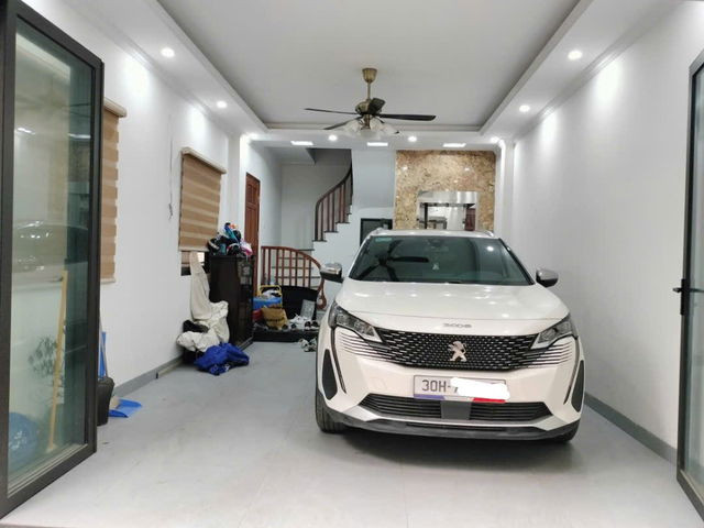 NHÀ MỚI Ô TÔ VÀO NHÀ Ngọc Thụy-Long Biên 51m2,X 5 Tầng mặt tiền 5m,14.2 tỷ.