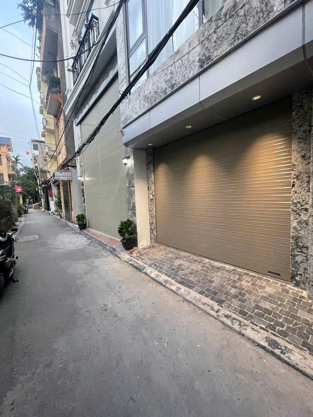 HAO HẬU 7 TẦNG Ô TÔ VÀO NHÀ NGÕ THÔNG KINH DOANH  Ngọc Thụy 35m2,X mặt tiền  3.5m, 11.5 tỷ Long Biên.