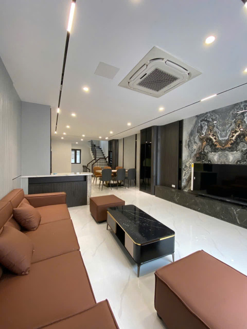 🏡 BÁN NHÀ NGỌC THỤY – 6 TẦNG – THANG MÁY – Ô TÔ TRÁNH – 13.5 TỶ