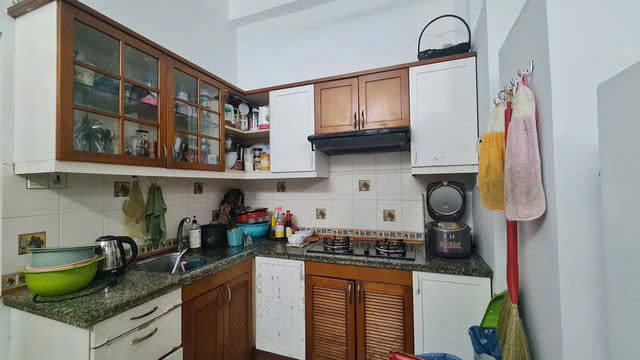 GIÁ MỀM NHẤT quận 4 đường 41: 30 tỷ - Đường 41 - Phường 9 - DT : 60,20 m2 ( 4,05 x 15,07 )- 5 Tầng ( Trệt + 3 lầu + sân thượng)- 5 PN, phòng khách, bếp, 4 WC. LH:077 478 5818 chuyên BDS Sài Gòn
