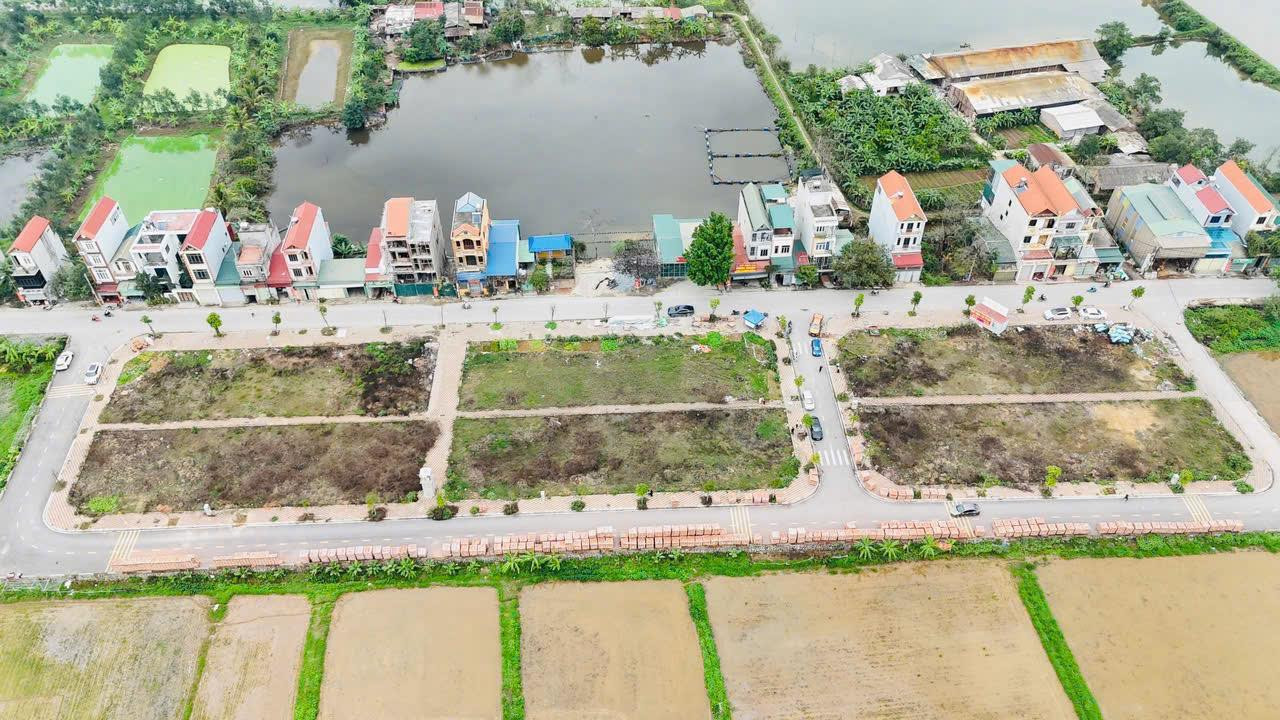 ĐẤT ĐẸP - GIÁ TỐT - Vị Trí Đắc Địa Tại Khu đấu giá Ngõ 3, Thôn Thanh Thần, Xã Thanh Cao, Huyện Quốc Oai, Thành phố Hà Nội
