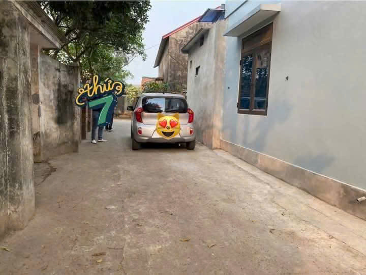 Hàng F0 cắt bán 2 lô mỗi lô 100m2 Full thổ cư tại Đông Yên Quốc Oai - Thành Phố Hà Nội