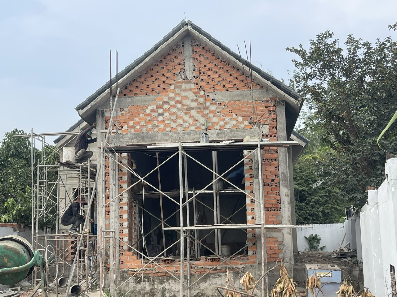 Bán biệt thự vườn 8x40 thổ cư  1 sẹt Cây Bài