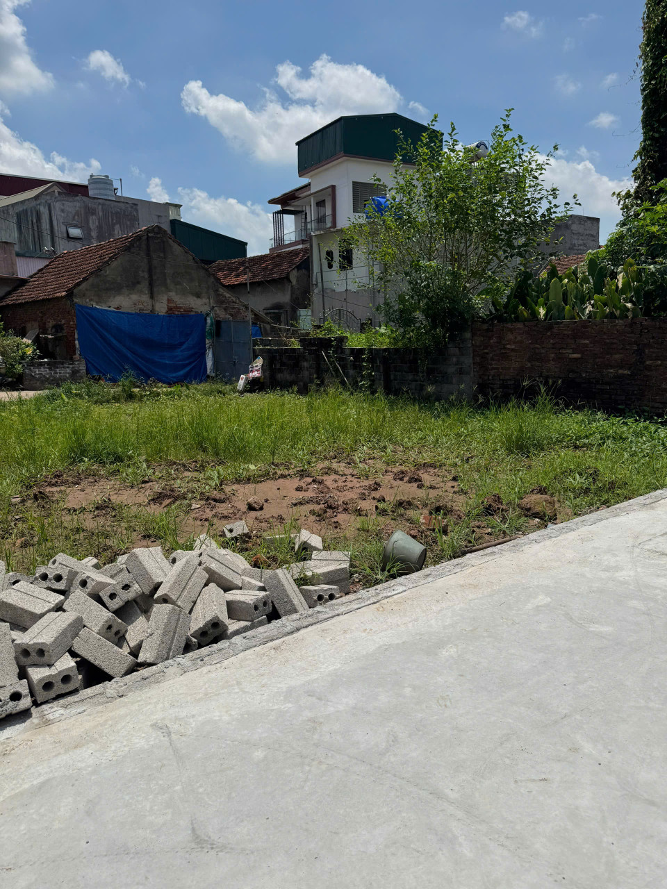 HOT !!! SỞ HỮU NGAY LÔ ĐẤT NỀN ĐẸP - GIÁ TỐT - Vị Trí Đắc Địa Tại Vân La, Thường Tín, TPHN