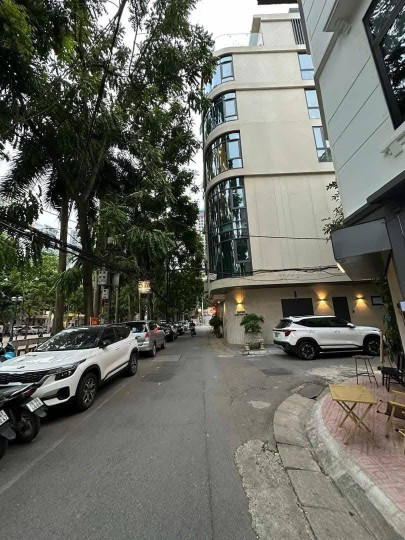 Nhà Lô Góc Ôtô tránh Ngụy Như Kon Tum (Nguyễn Tuân) 77/100m x 7 Tầng, MT 17m 47 Tỷ