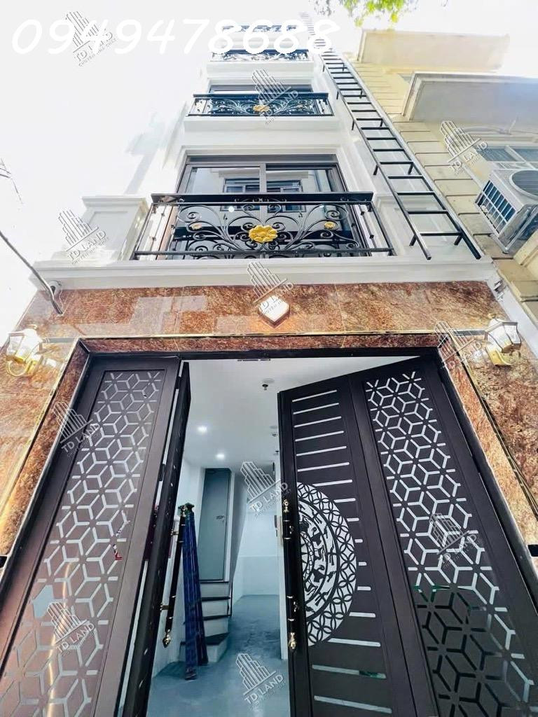 BÁN CCMN MẶT NGÕ PHỐ THÔNG TRẦN CUNG GẦN Ô TÔ - 9 PHÒNG KHÉP KÍN - THANG MÁY - KHU VỰC ĐÔNG DÂN CƯ - FULL NỘI THẤT - DÒNG TIỀN TỐT
