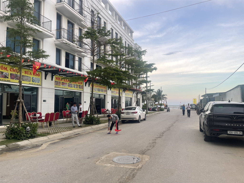 SHOPHOUSE MẶT BIỂN SẦM SƠN. SỔ LÂU DÀI. KHAI THÁC NGAY.  LH: 0966 343 969
