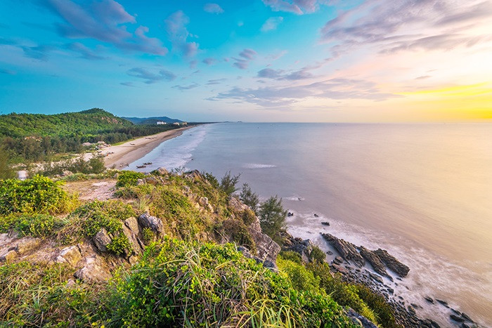 GẤP - Bán Mảnh Đất Khu Du Lịch Ven Biển Hải Hòa - Nghi Sơn - Thanh Hóa, 1000M2 giá đầu tư 10,98 tỷ