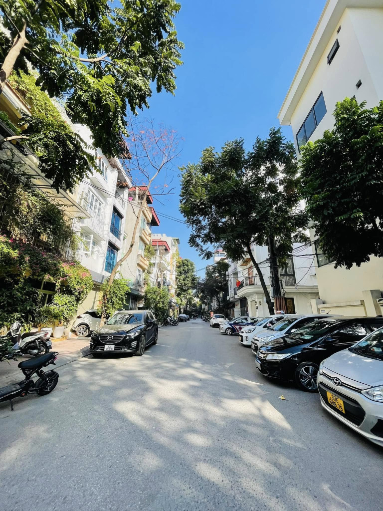 🔅 Tòa Apartment Phố  Vĩnh Phúc, 3 Ô tô Tránh, 85m2 6T Thang Máy, MT 7.5m, Chỉ 33.6 Tỷ 🔅