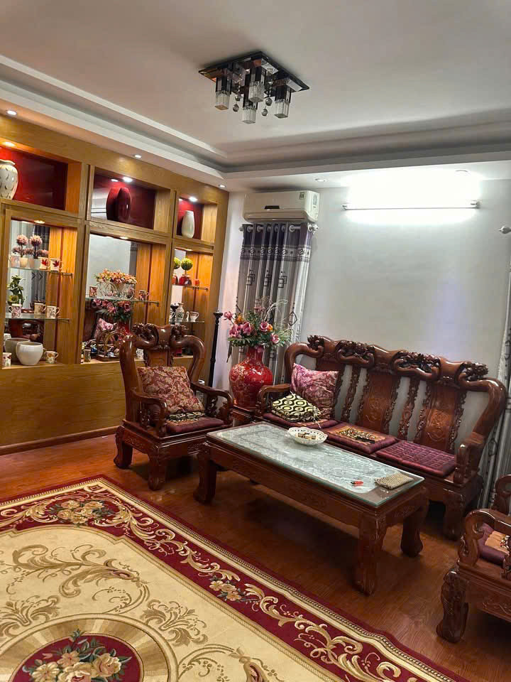 BÁN NHÀ SIÊU PHẨM HOÀNG HOA THÁM – BA ĐÌNH – 48M² x 5 TẦNG – MT 6.5M – GIÁ CHỈ 8.5 TỶ lh 0975124520