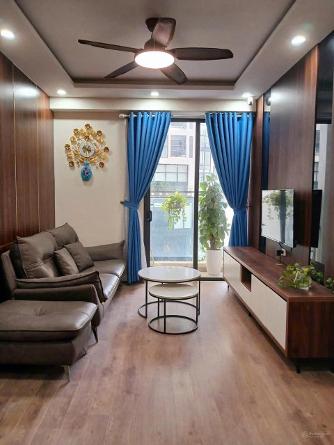 Bán chung cư 151 Nguyễn Đức Cảnh, Hoàng Mai, Hn. DT 71m2, với 2 ngủ. Giá nhỉnh 4 tỷ có TL