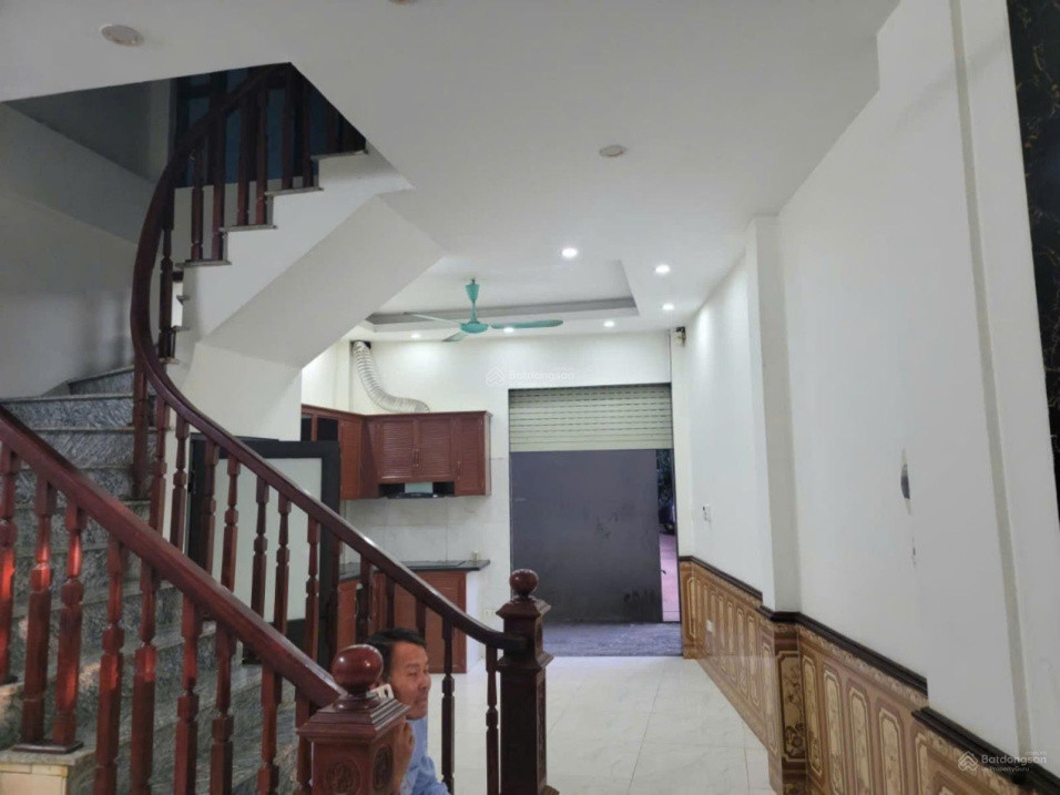 Chủ nhà cần tiền bán nhanh căn nhà lô góc 36m²/40m² x 4 tầng tự xây, giá 5.1 tỷ