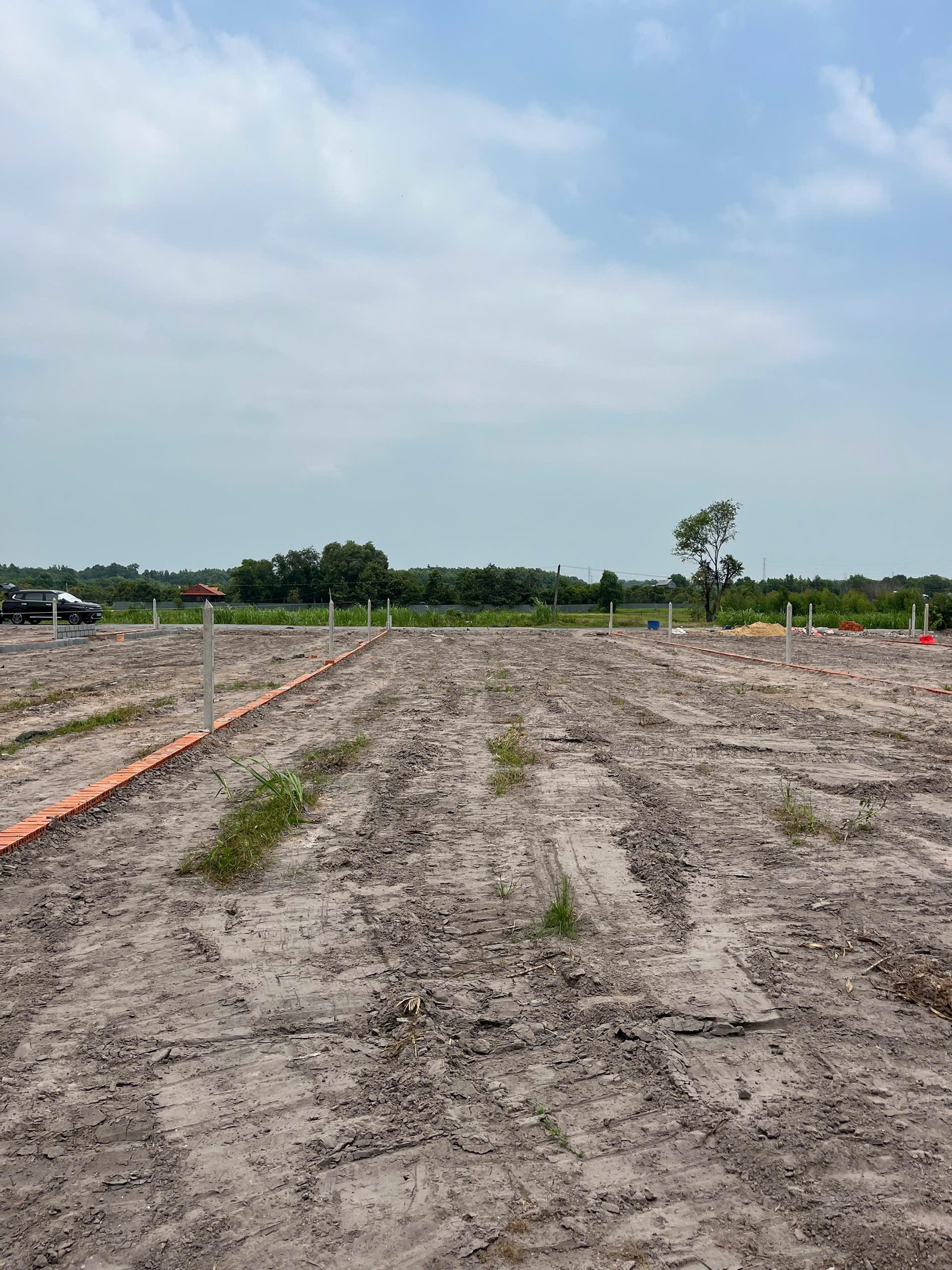 Đất thổ vườn, SHR, 1 sẹc đường QL22 vs DT782, cách trung tâm Tx Trảng Bàng 2,5km, 580m2 giá 1 tỳ 275.