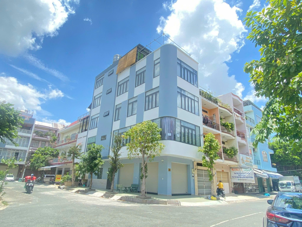 Bán căn nhà Vip góc 2mt. Đường số 7b .P an Lạc . Khu tên lửa. Đường số 7