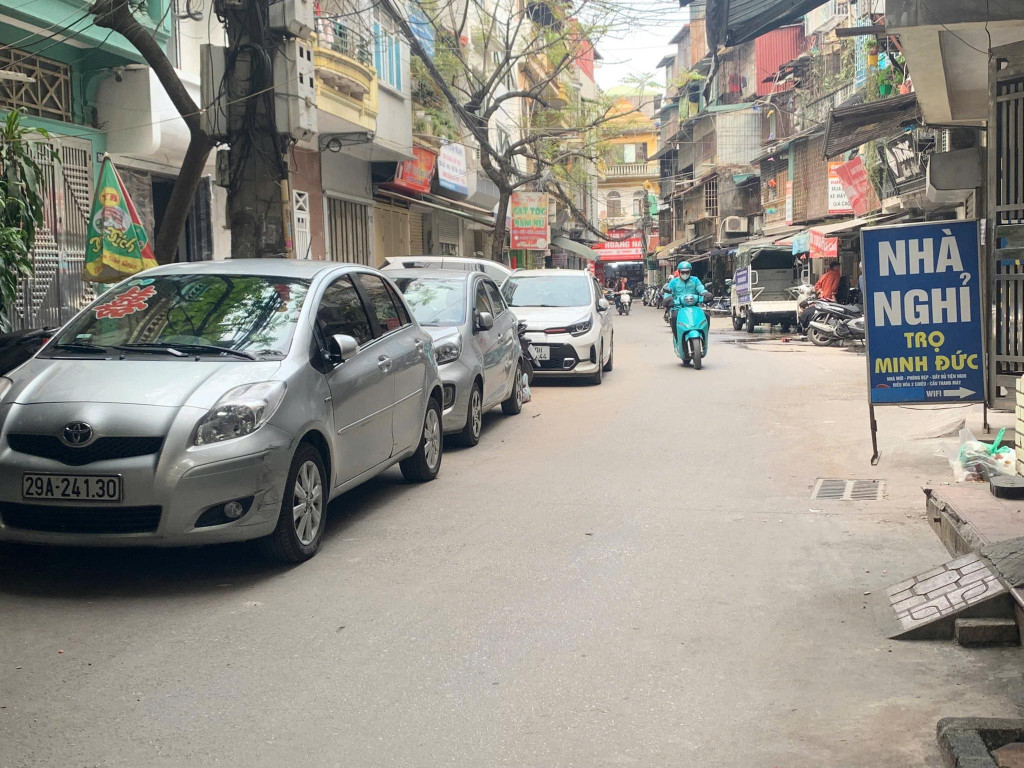 CĂN NHÀ ĐÁNG ĐẦU TƯ -  CỰC HIẾM - 11 TỶ , Ô TÔ TRÁNH - KINH DOANH ĐỈNH