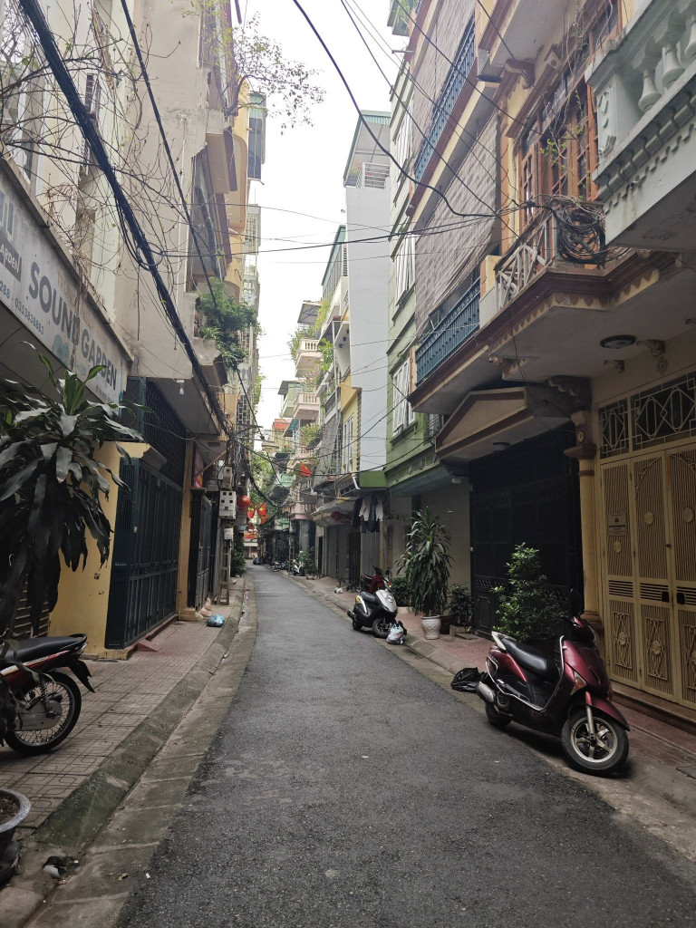BÁN NHÀ PHỐ 8/3 - DÂN TRÍ CAO- ĐƯỜNG DẢI NHỰA - LÔ GÓC 2 THOÁNG - 45mX4 TẦNG - MT 4M - 9 TỶ
