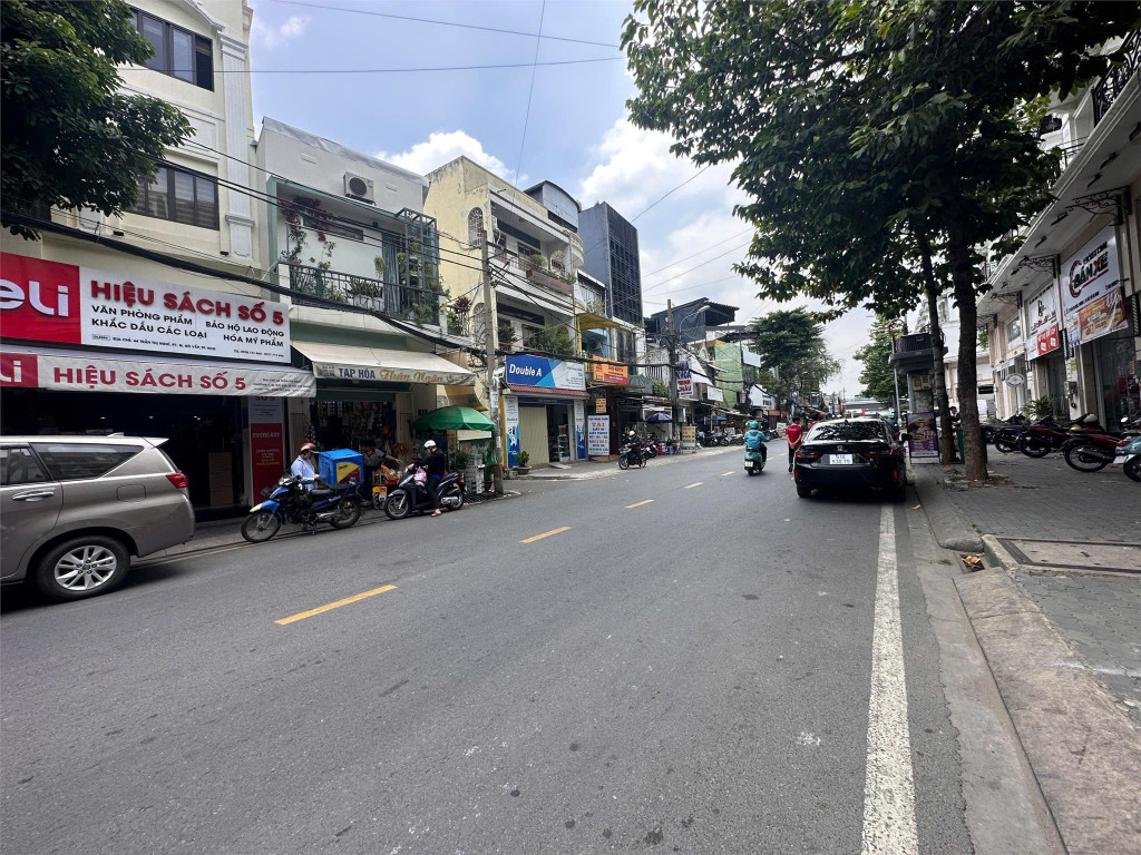 Mặt tiền kinh doanh,ngang 7m,Trần Thị Nghỉ,Cityland,3 tầng, đường 12m có vỉa hè,nhỉnh 11tỷ