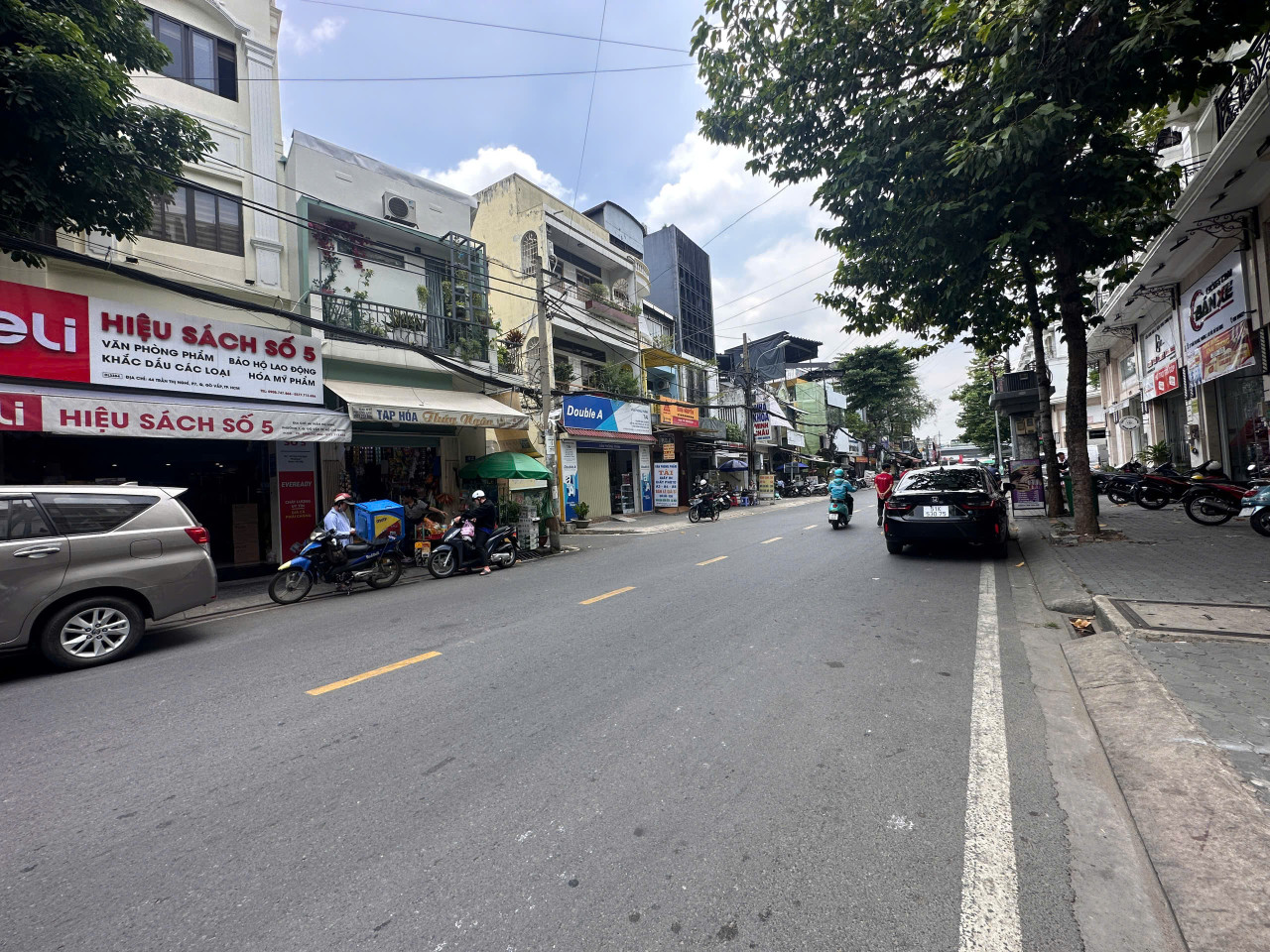 Bán nhà Mặt tiền,ngang 7m,Trần Thị Nghỉ,Cityland,3 tầng, đường 12m có vỉa hè,nhỉnh 11tỷ,kinh doanh đỉnh