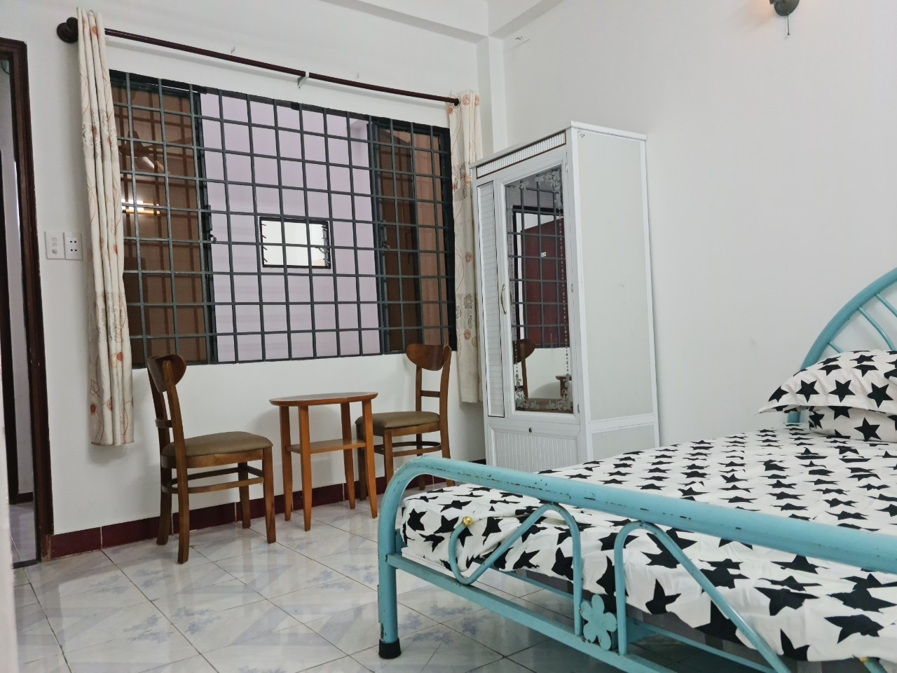 Chính chủ cho thuê phòng (nhà mặt tiền) mới 100% chỉ 3tr đầy đủ nội thất đường Thân Nhân Trung, Tân Bình