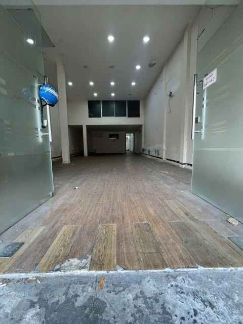 BÁN NHÀ MẶT PHỐ KD LÝ THƯỜNG KIỆT-Q10- NGANG 6.1M X 23M-4 TẦNG CHỈ 38.8 TỶ